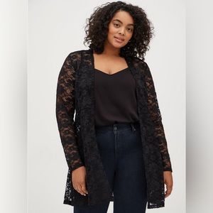 Torrid black lace fit and flare lace kimono size 2